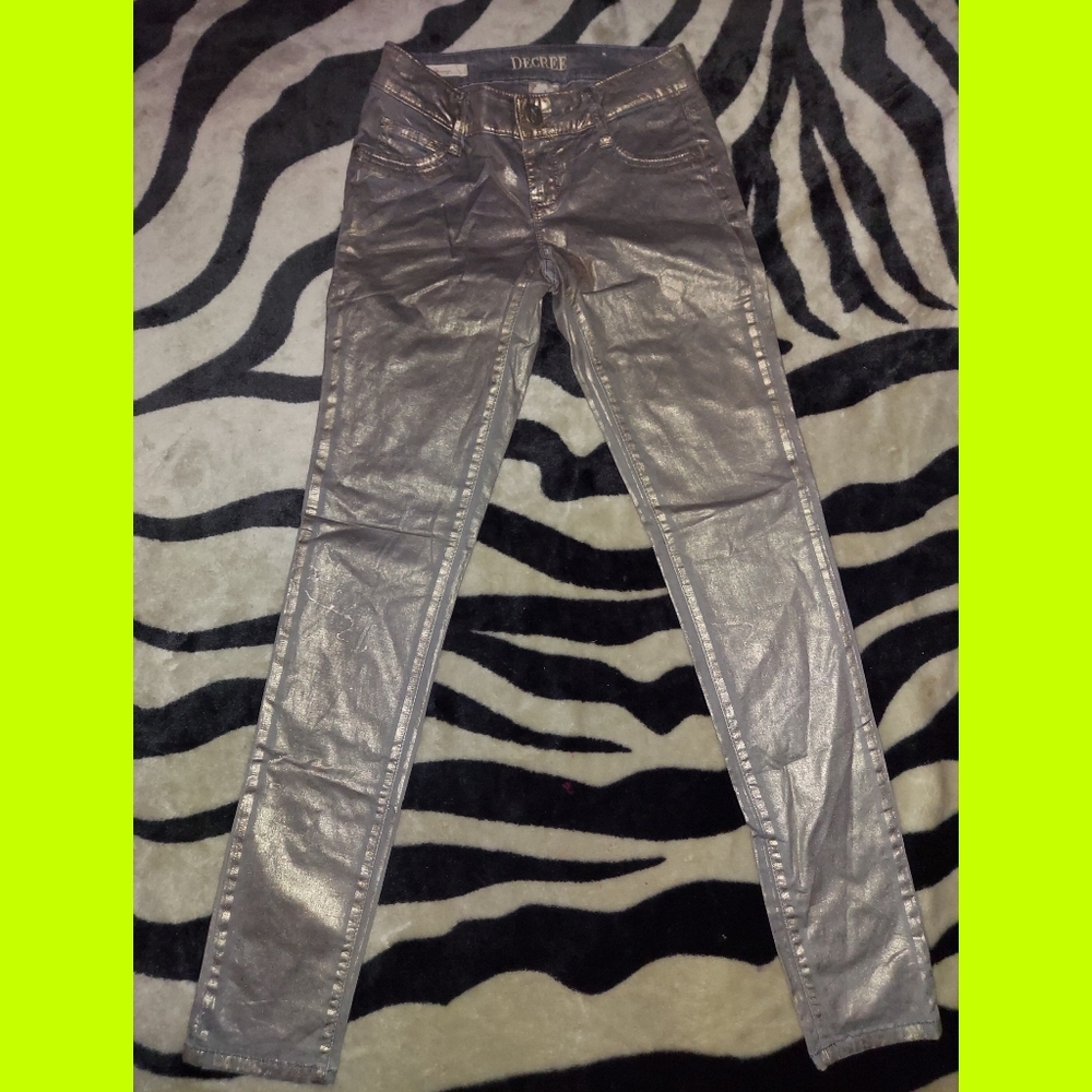 Gray Shiney Metallic Skinny Jeans
